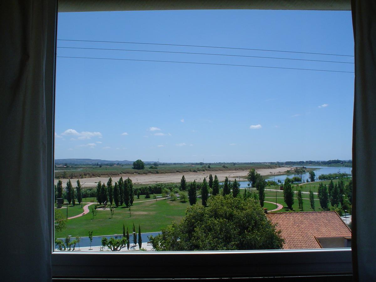 Soltejo Hotel วิลานอวา ดา บาร์กินญา ภายนอก รูปภาพ